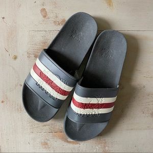 Roots Pool Slides US9